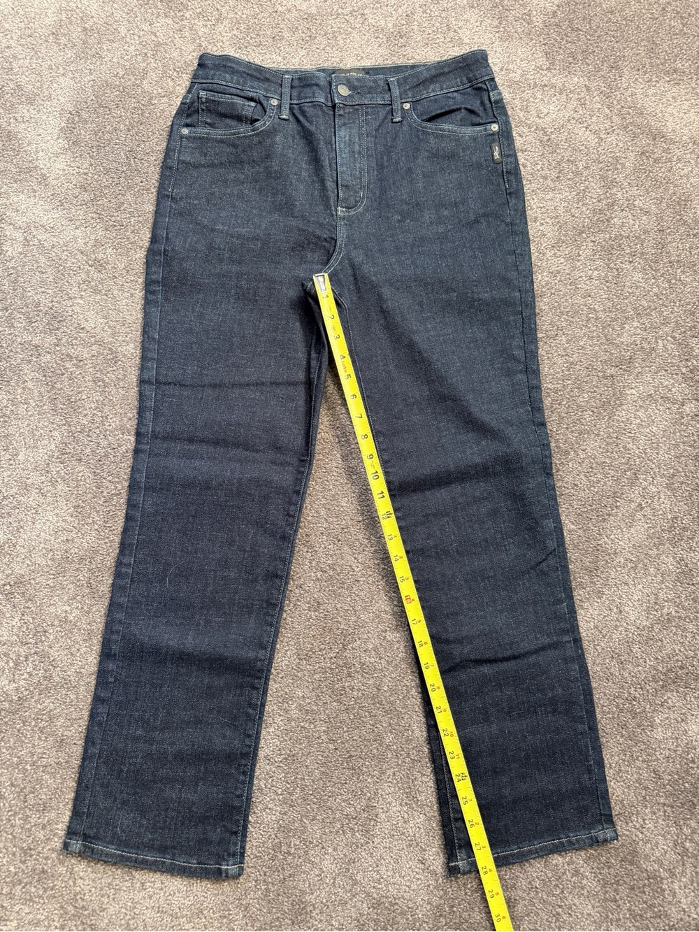 Classic Silver Straight-Leg Women’s Jeans - Dark Blue